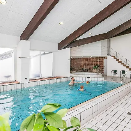 6 Person In Brovst-by Traum * Brovst