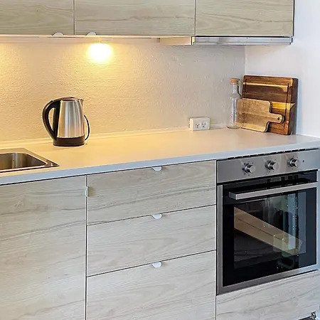 6 Person In Brovst-by Traum Brovst